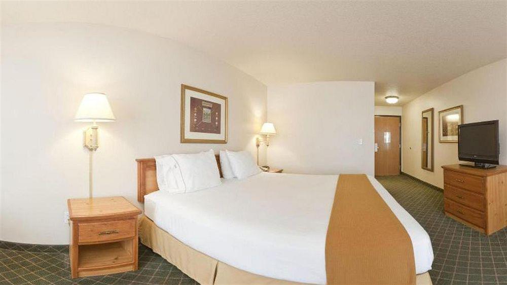 Holiday Inn Express & Suites Yankton, An Ihg Hotel Buitenkant foto