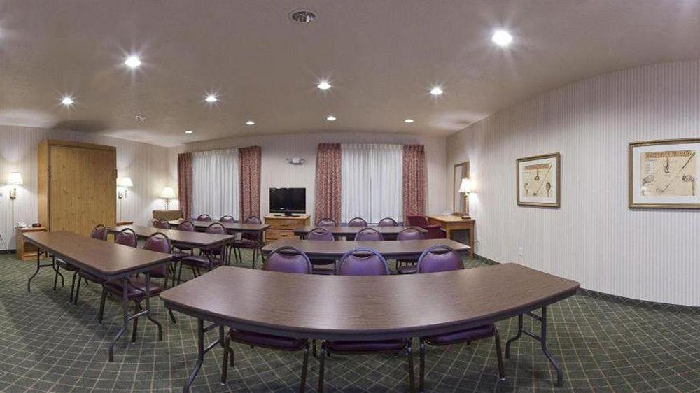 Holiday Inn Express & Suites Yankton, An Ihg Hotel Buitenkant foto