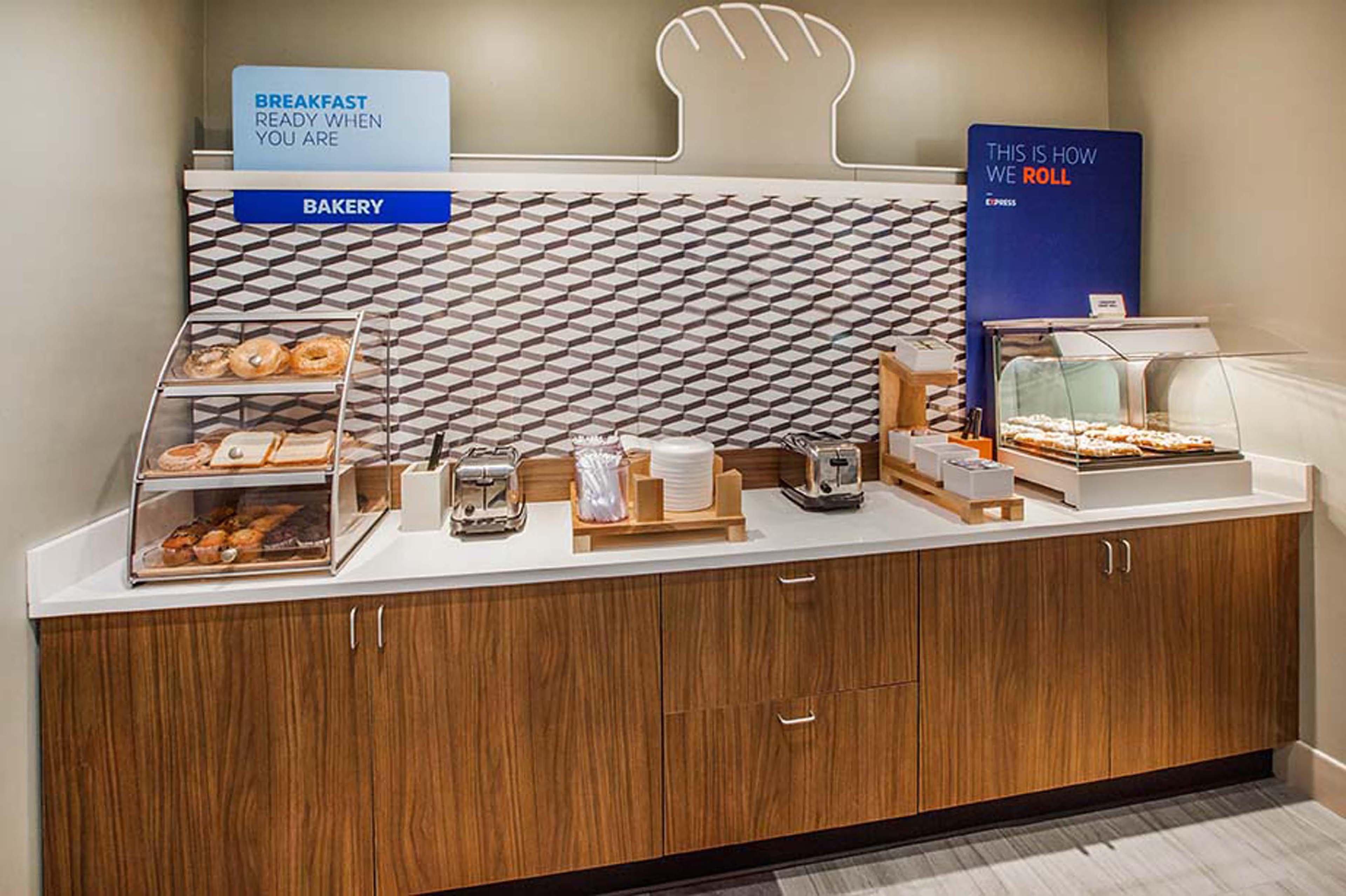 Holiday Inn Express & Suites Yankton By Ihg Buitenkant foto